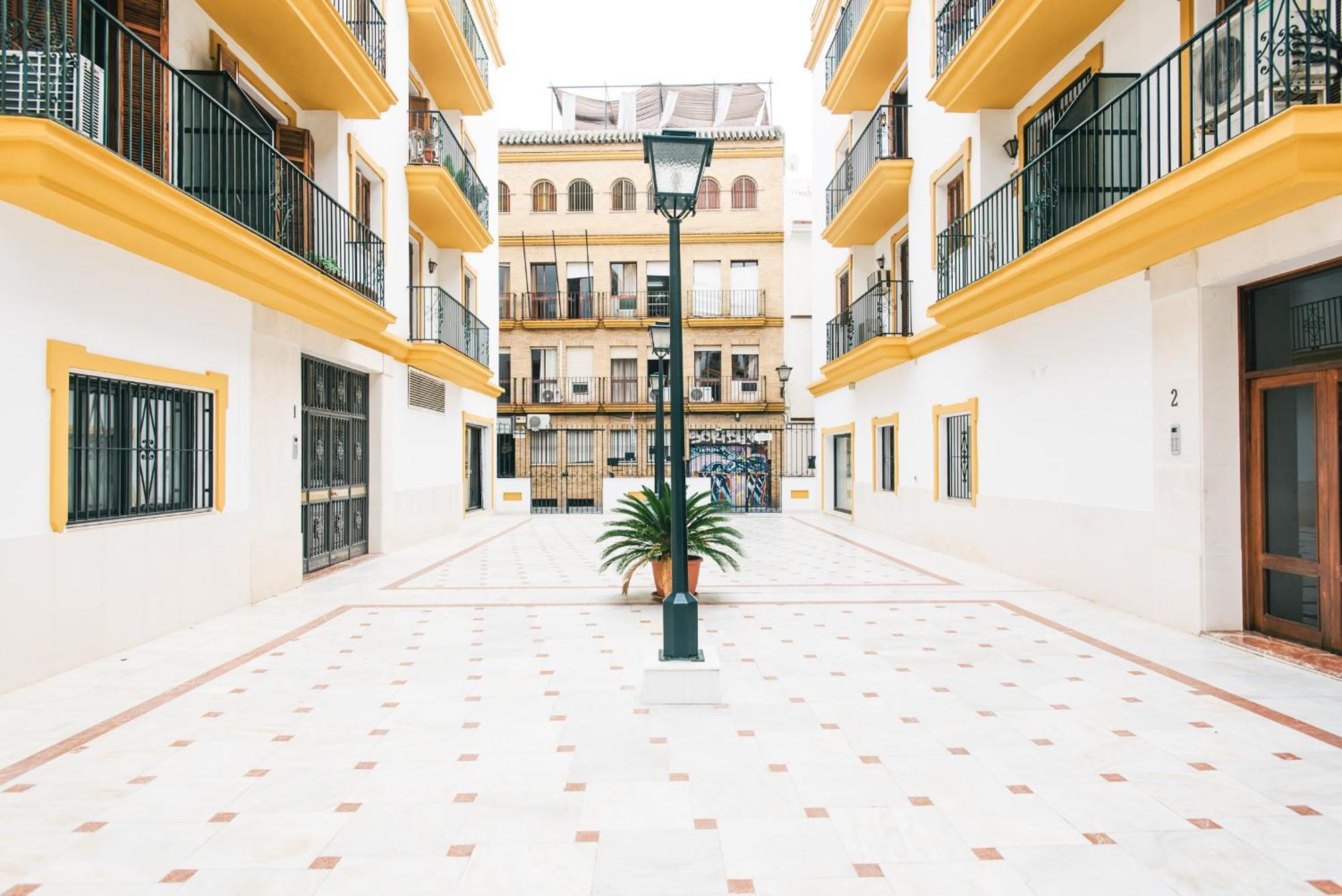 Selecta Apartments Alameda Севилья Экстерьер фото